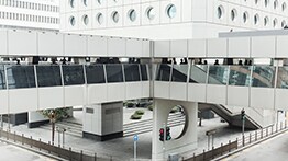 Fusões e Aquisições no Brasil - Abril